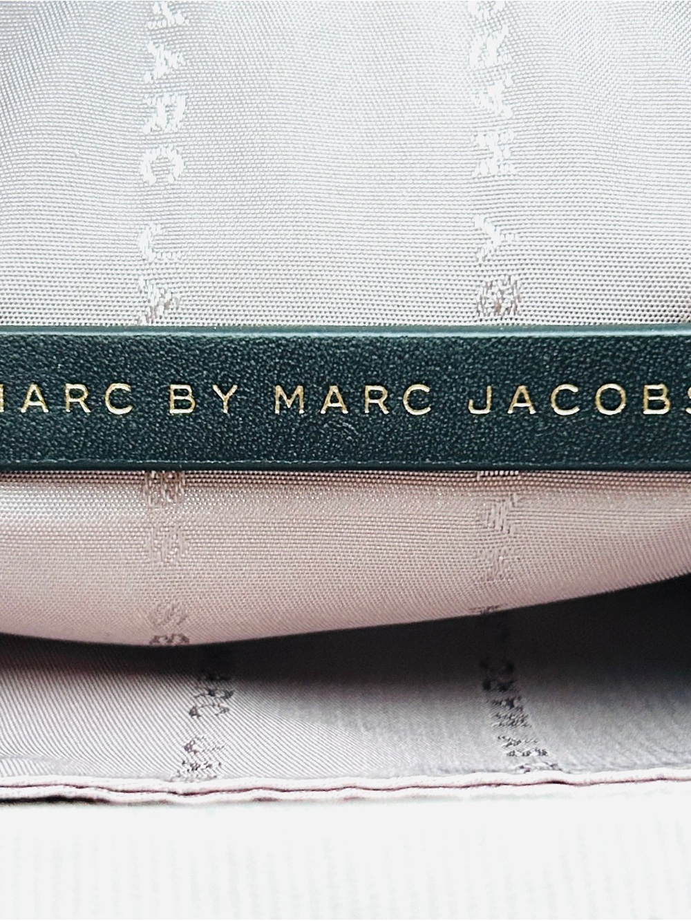 Marc by Marc Jacobs Goodbye Columbus Miru black leather Crossbody bag EUC - Picture 10 of 13